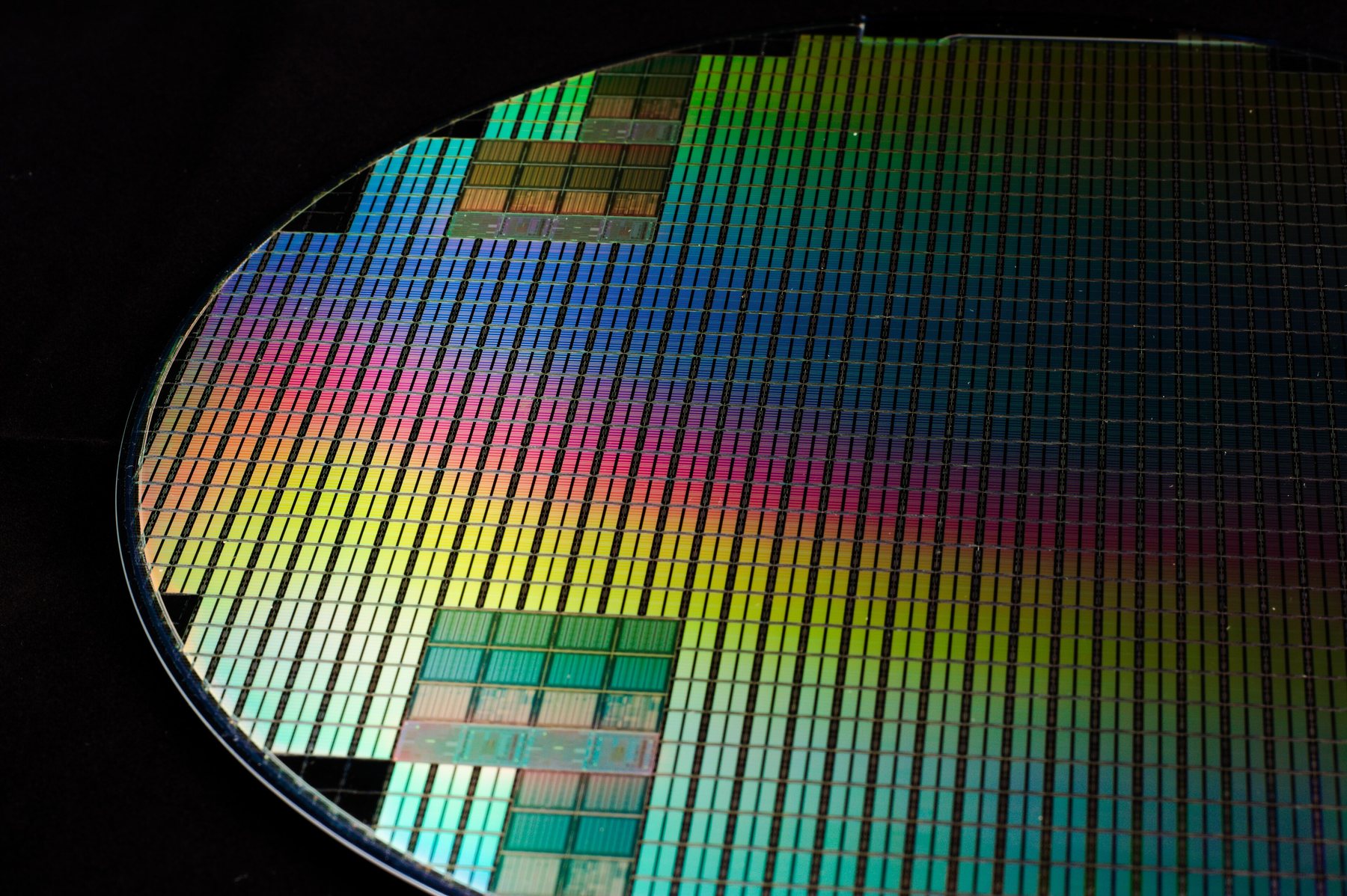 Patterned silicon wafer